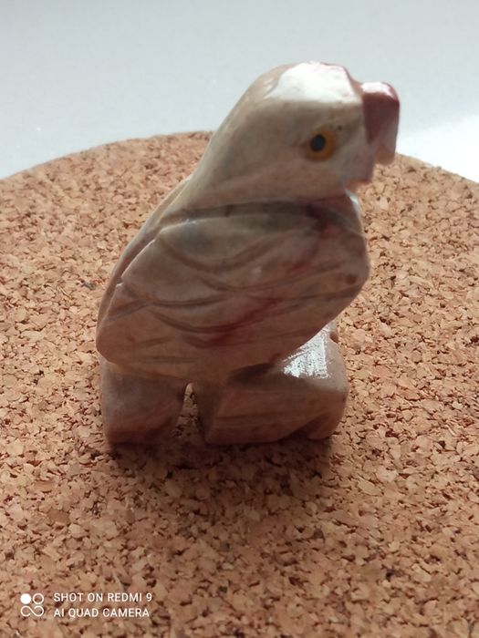 Orzeł z agatu figurka minerał