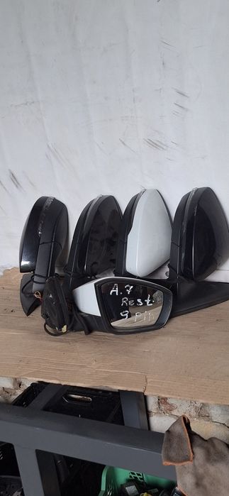Продам дзеркало Octavia a7