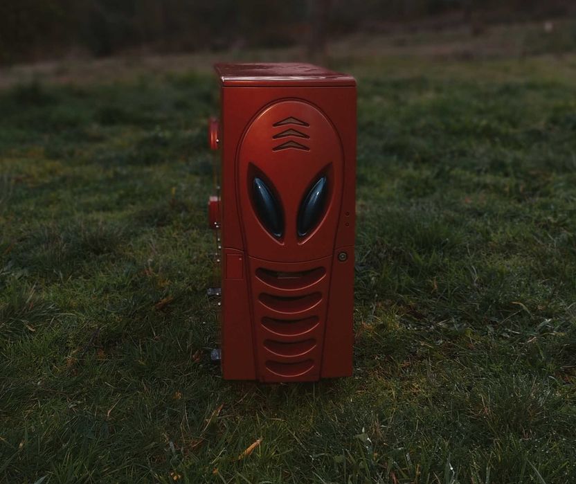 Caixa PC computador gaming "old-school"  (rara)