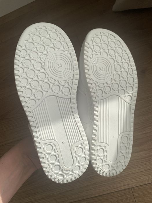 Кросівки білі для хлопчика