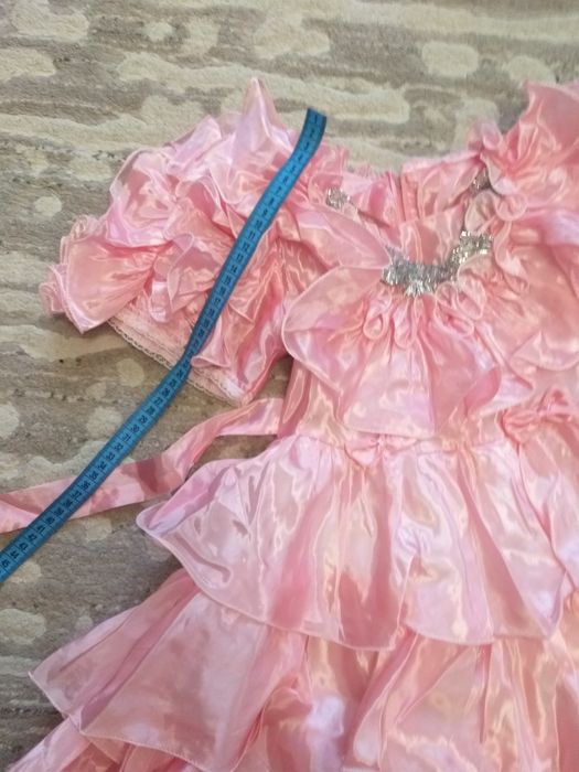 Святкова сукня для дівчинки