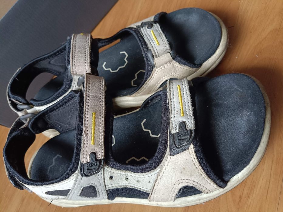 Sandaly Ecco x-trinsic 35