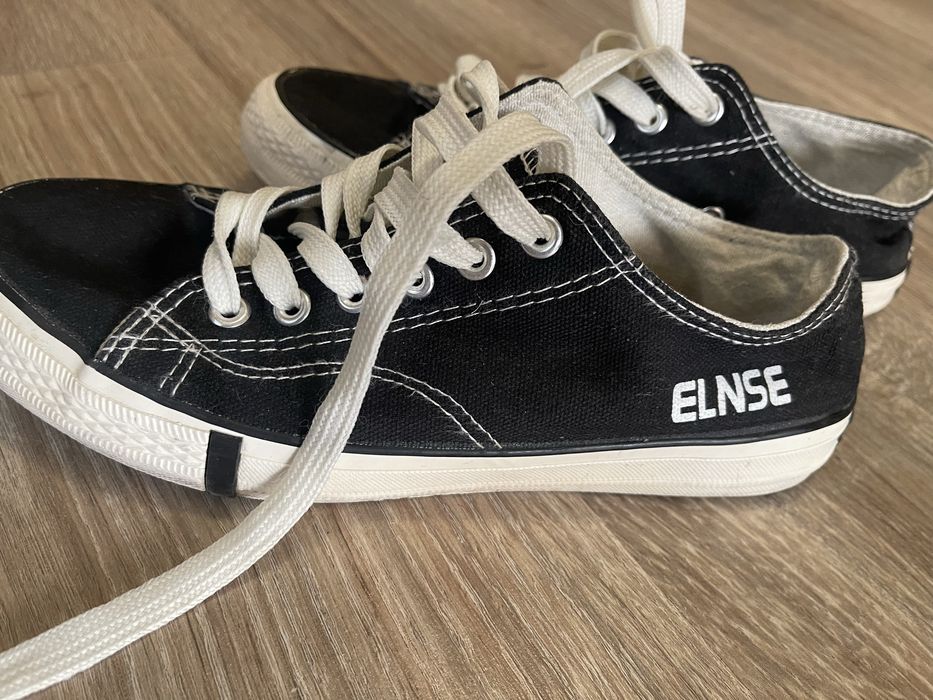 Кеди ELNSE розмір 39. Маломірять.