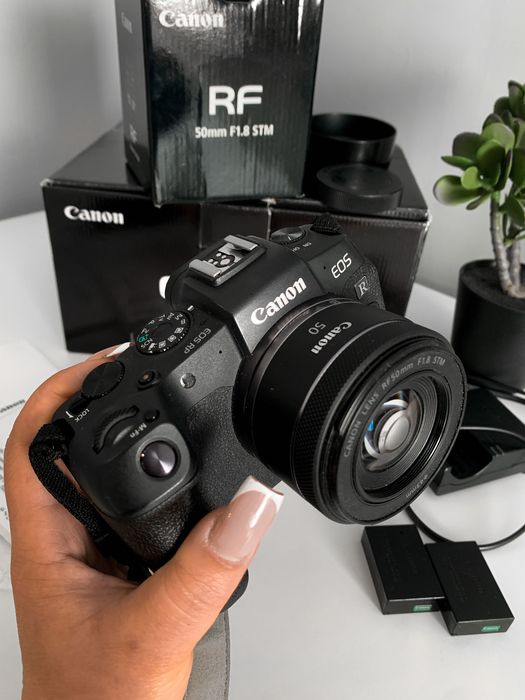 Фотокамера Canon RP+обєктив 50mm 1.8stm