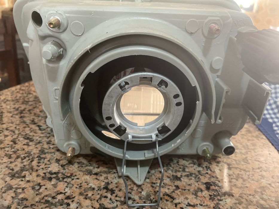 Faróis de Renault Express 1993