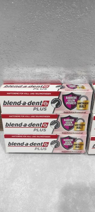 Крем для фіксації зубних протезів Blend-A-Dent Plus 40 г.аналог Кореги