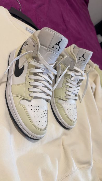 Jordan One branco,preto, bege