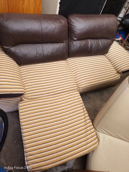 Sofá chaise longue reversível