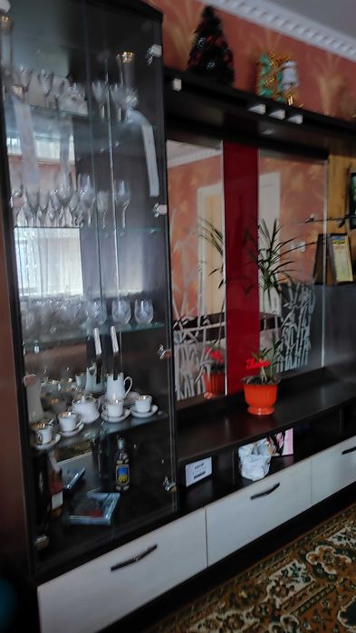 Меблі, передпокій,серван