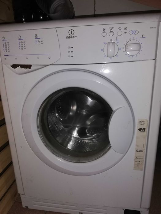 Máquina de Lavar Roupa avariada