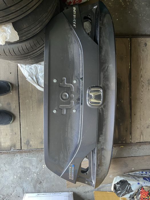 Хонда INSIGHT 2019-2022 кришка багажника