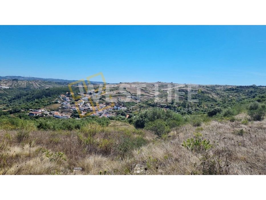 Rustic Land Plot of 8840 m² in Funchal - Sintra