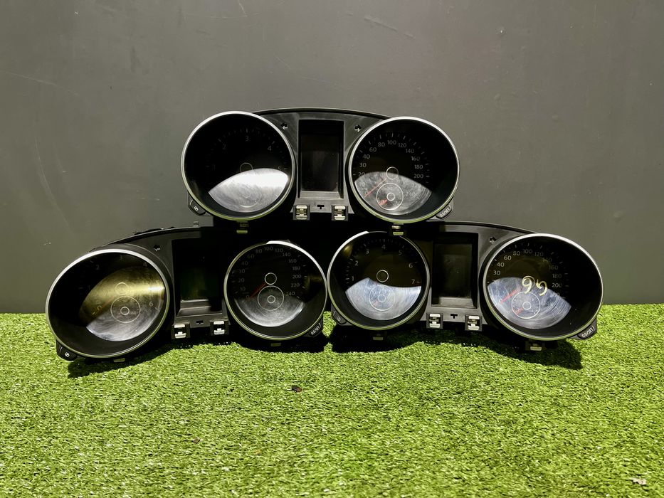 Приборка Панель Гольф 6  Приборная Щиток Volkswagen Golf 6