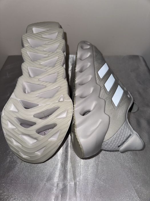 Кросівки для бігу Adidas  Switch Fvd 2., розмір 40.