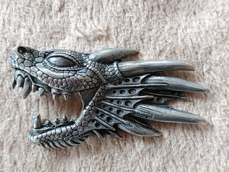 Stara klamra do paska Alchemy Gothic – metalowa, ciężka