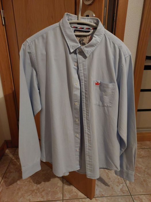 Roupa diversa em bom estado/novo