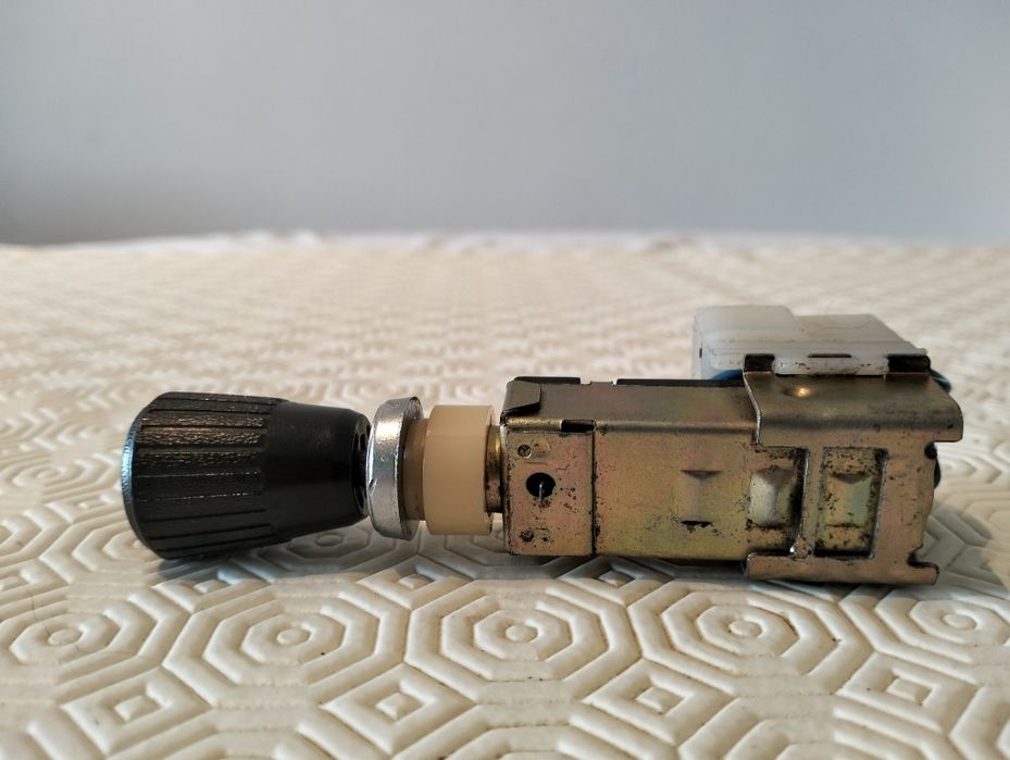 Interruptor/ Comutador Escovas Datsun 510