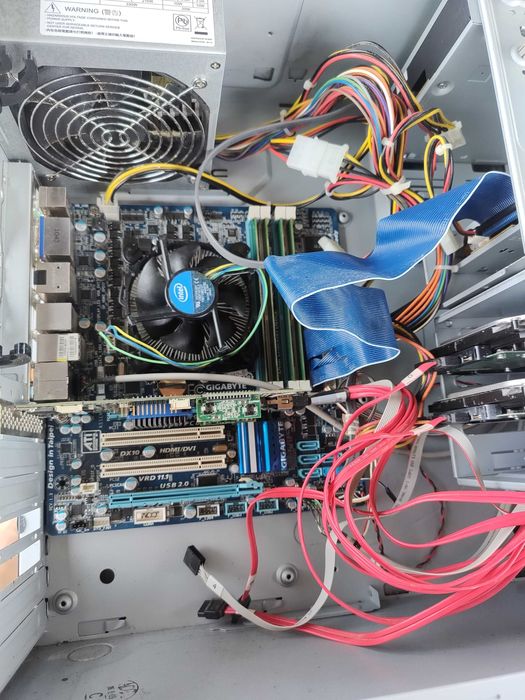 Windows server 2003 - LINUX core i3, 2xHDD RAID, cross-fire dla ATI