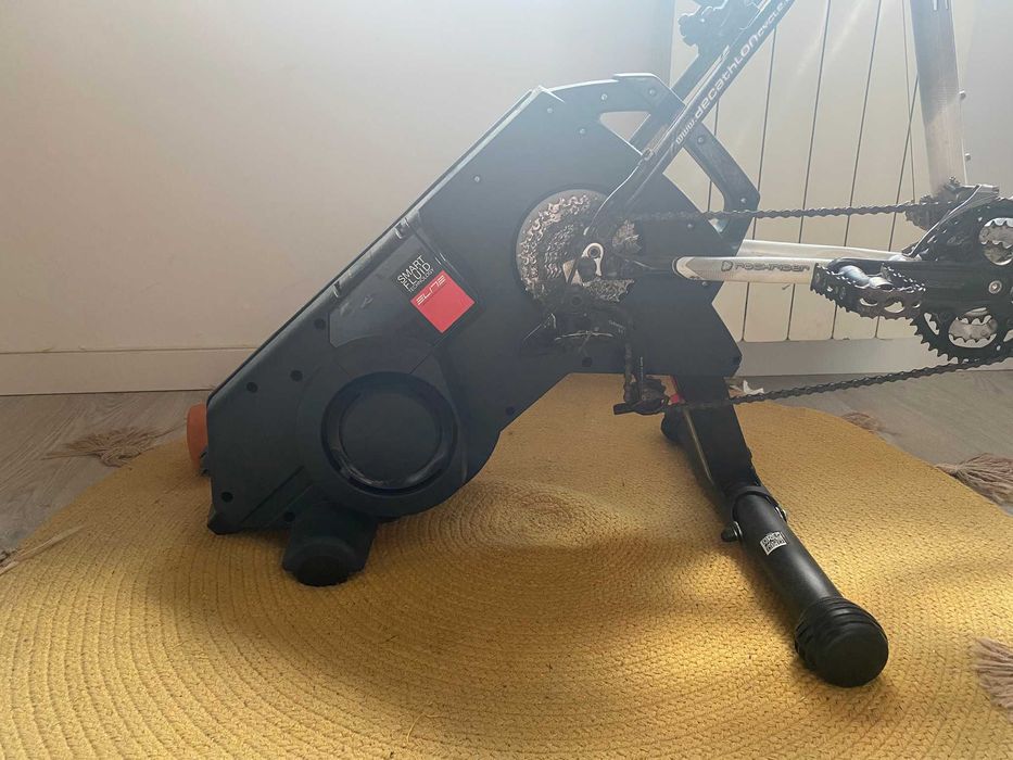 Rolo de treino Elite smart fluid turno