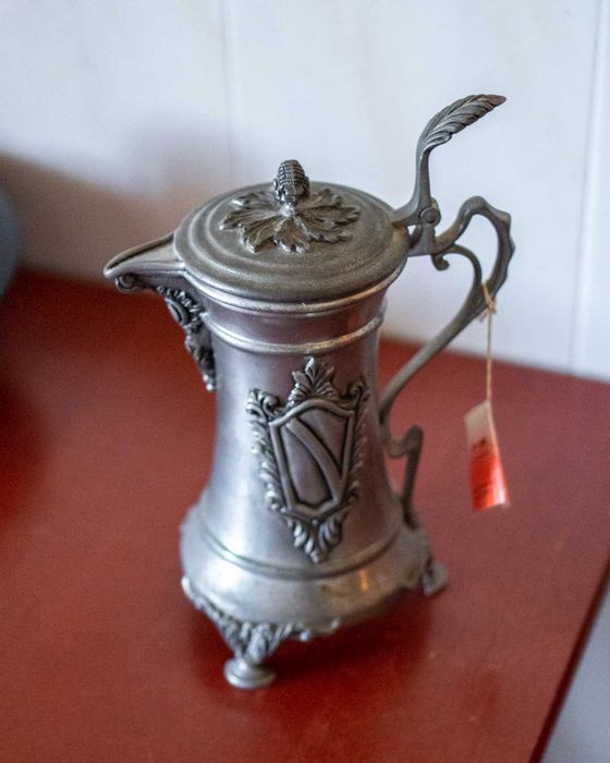 Caneca de Estanho Puro 95% Adornada