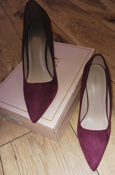 Szpilki bordowe roz. 38 NOWE