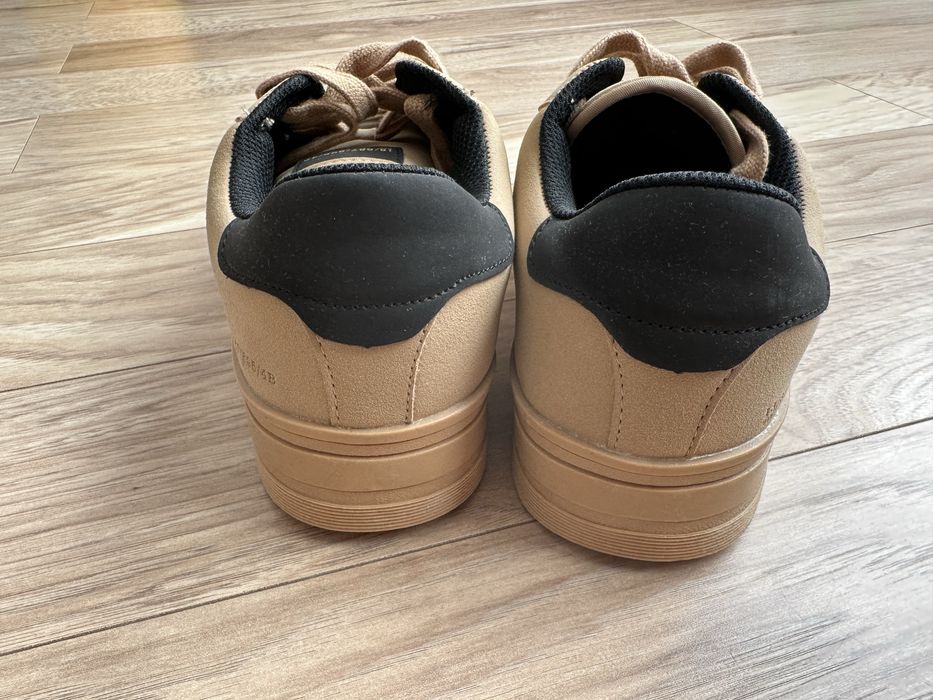 Nowe Buty Bershka