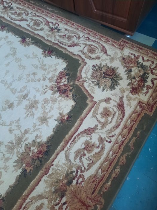 Ковёр 2×4 .Б/у..