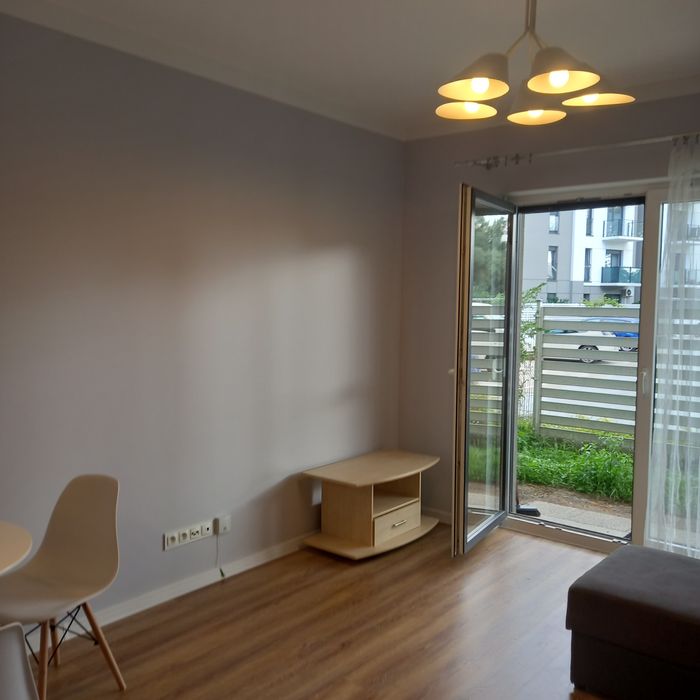 Wynajmę mieszkanie 40m2 z ogródkiem