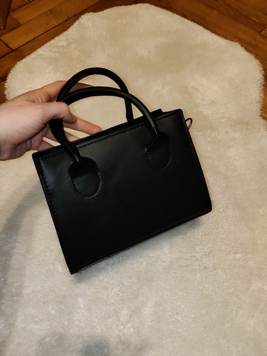 Czarna torebka SHEIN • mała, casual, regulowany pasek