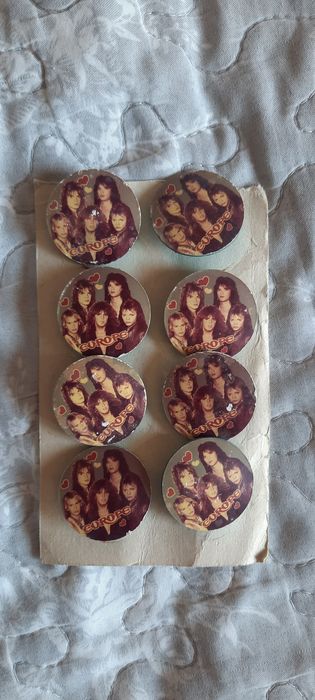 Przypinki broszki PRL zespół Europe