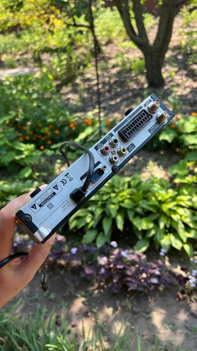 Кольоровий телевізор Rainford