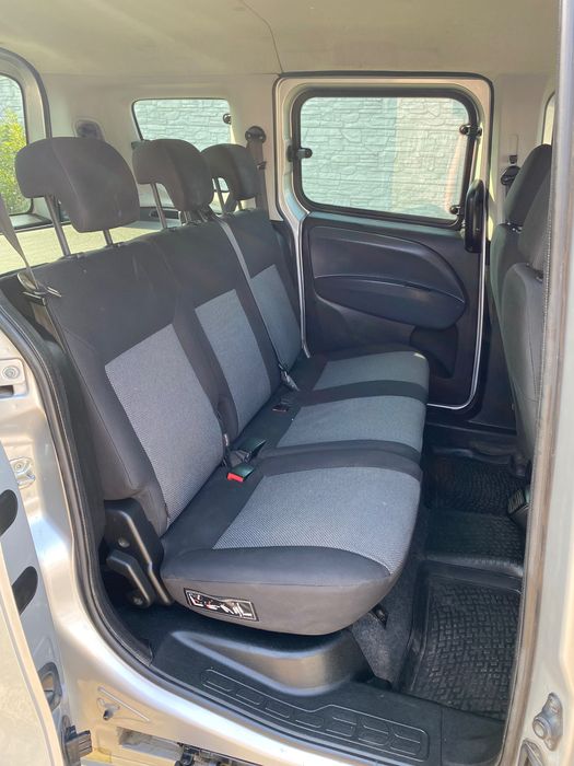 Fiat Doblo 2012 год,пассажир 7мест