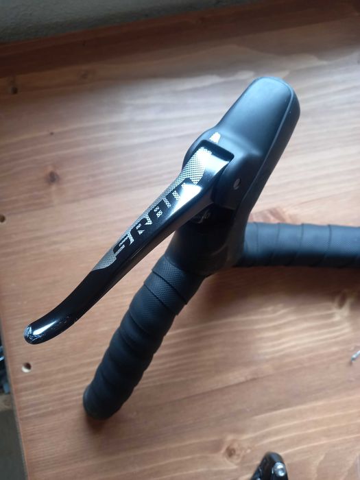 SRAM Rival (Manete Freio/Double Tap/Pinças Rival/Guiador Gravel)