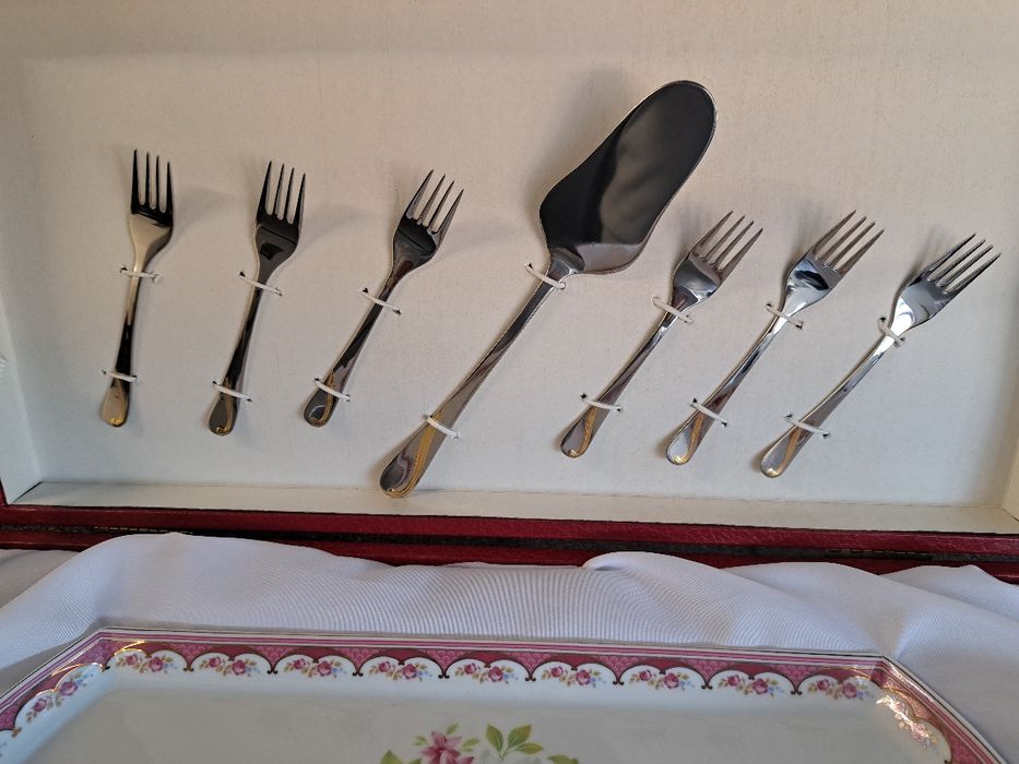 Dishware, rectangular cake plate with cutlery64739844818561123