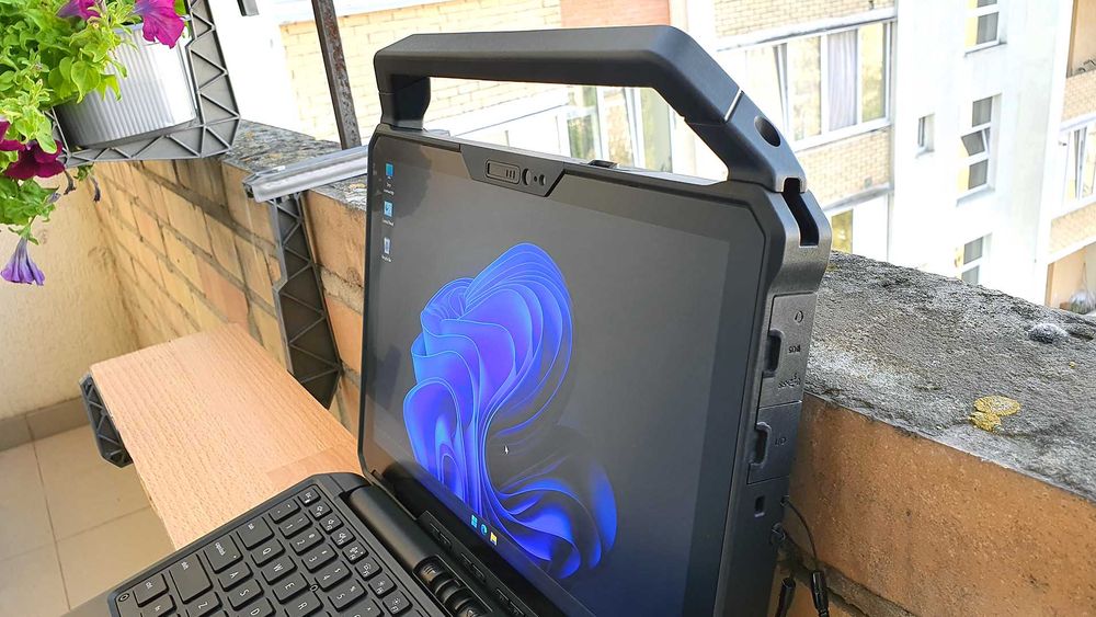 Защищенный планшет Dell 7230 Rugged, 12"/i5-1240U/8GB/512GB/GPS/IP65