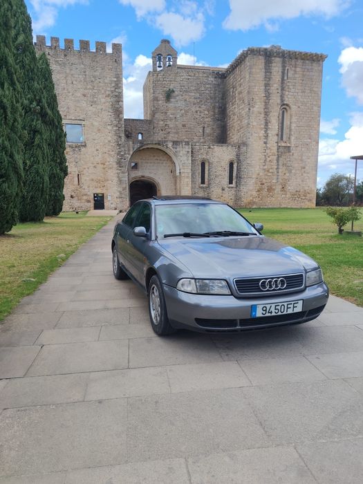 Vendo Audi A4 B5 1.9  TDI
