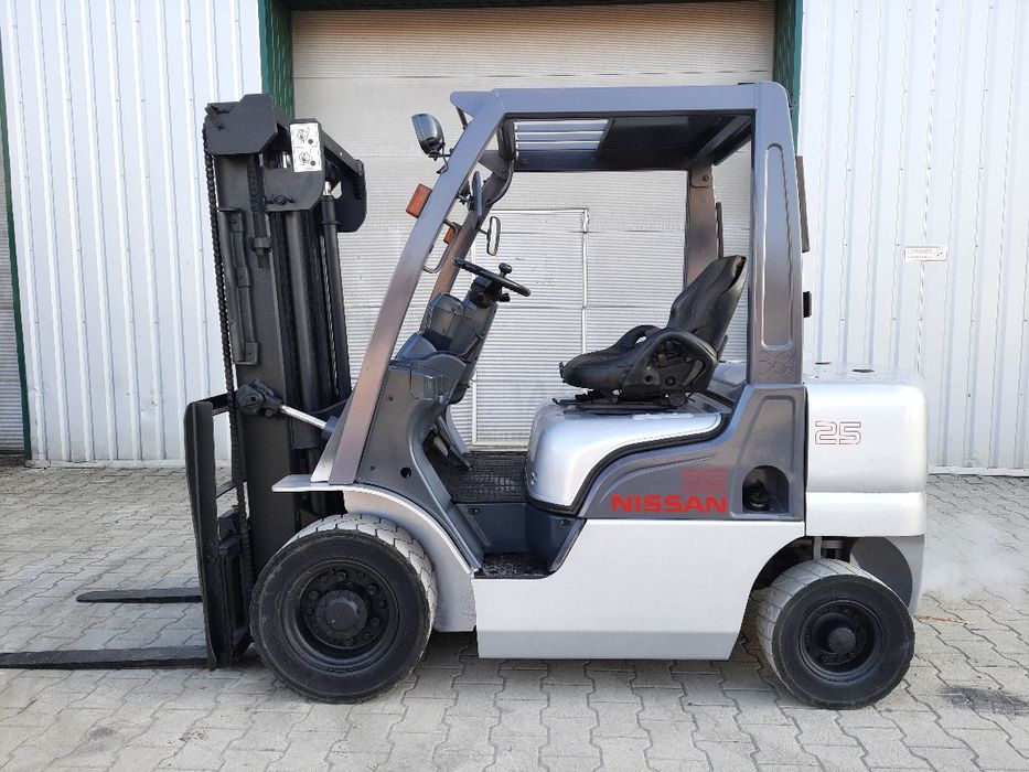 Автонавантажувач, навантажувач вилковий, погрузчик 2.5 т