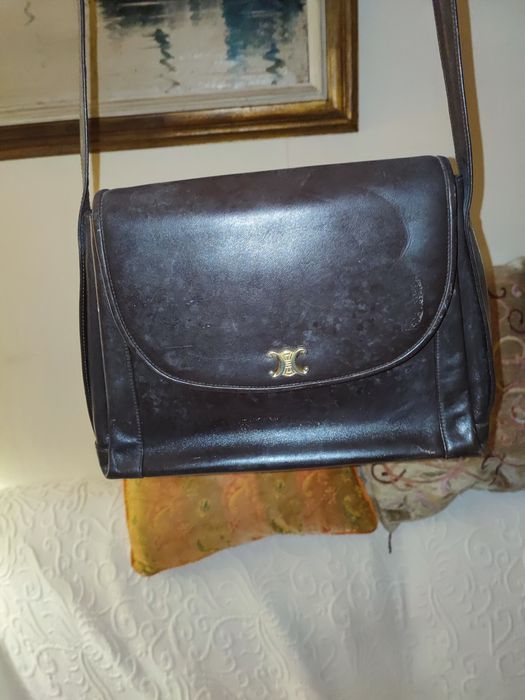 Mala preta (dura) de senhora