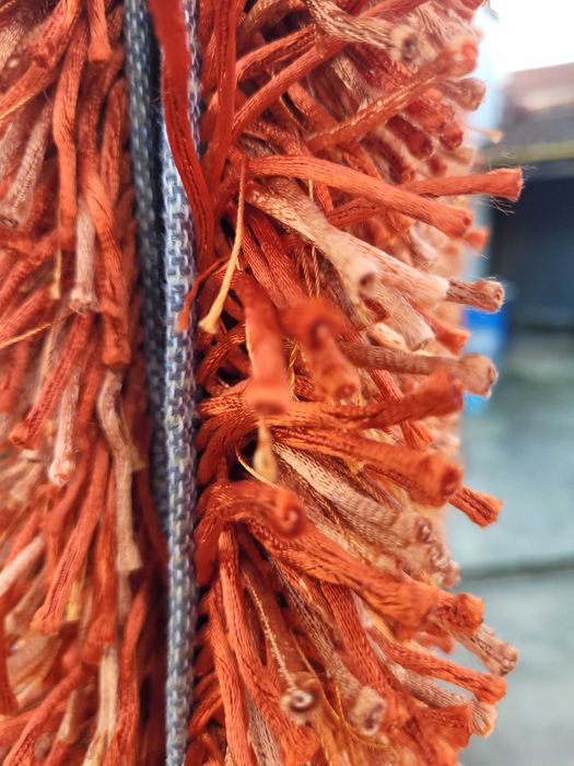 Carpete de pelo comprido em excelente estado geral 200cm/140cm