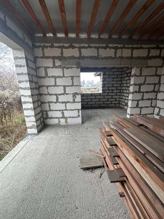 Будинок, де виростуть щасливі діти — в самому центрі Димера!