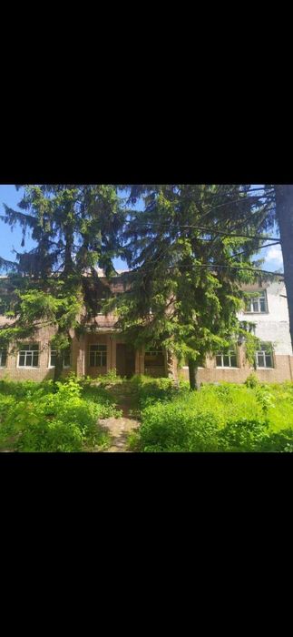 Продам адміністративну будівлю