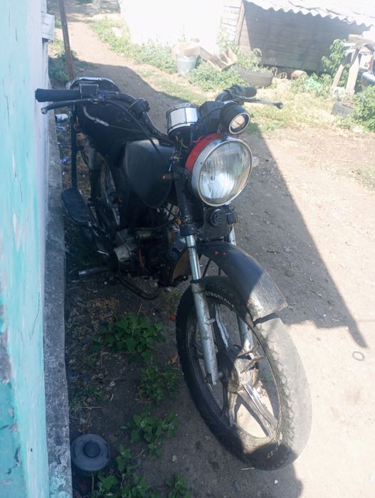 Продам мустанг 125