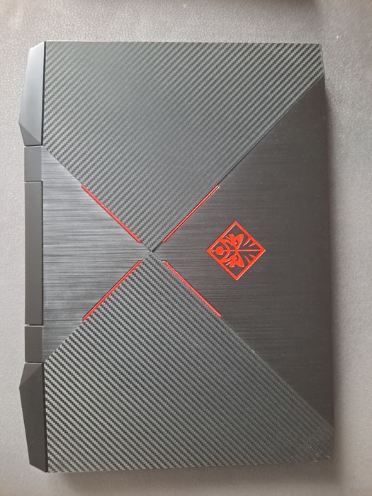 Laptop HP OMEN 15 144Hz i5-9300H, GTX 1650,  8GB RAM,  256GB SSD+1TB HDD