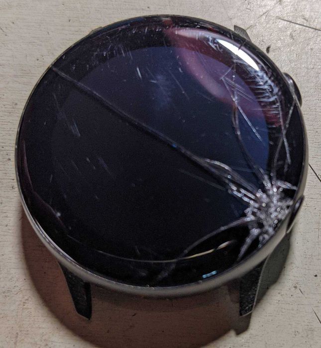 Продам Смарт-часы Samsung Galaxy Watch Active (R500) битые