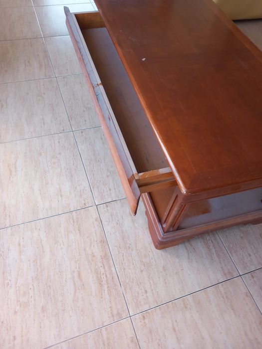 Mesa de centro cerejeira