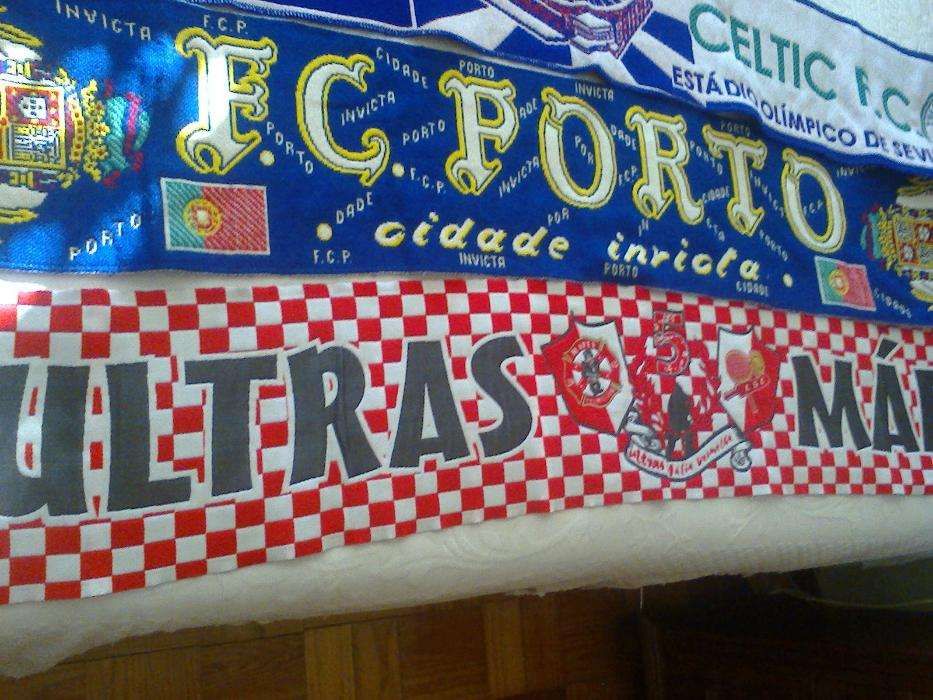 3 Cachecois de Futebol (2 FC.Porto e Leixões etc.)