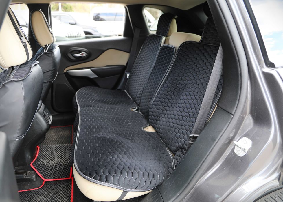Продам Jeep Cherokee