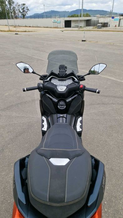 Yamaha X-Max Tech 125cc- 8500 kms