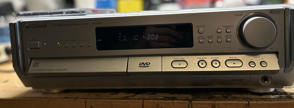 Panasonic SA-HT 80  DVD