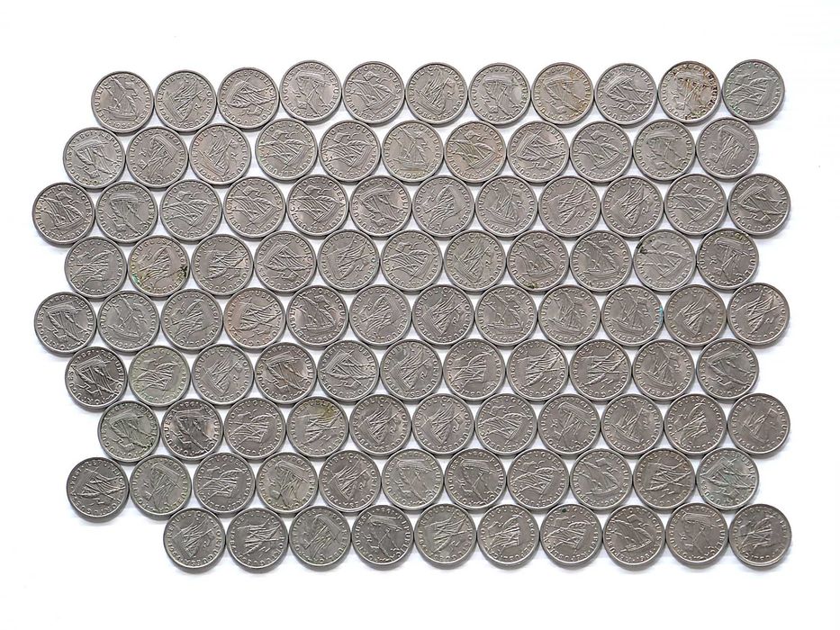 Lote de 100 Moedas 2 Escudos e 50 Centavos 1984